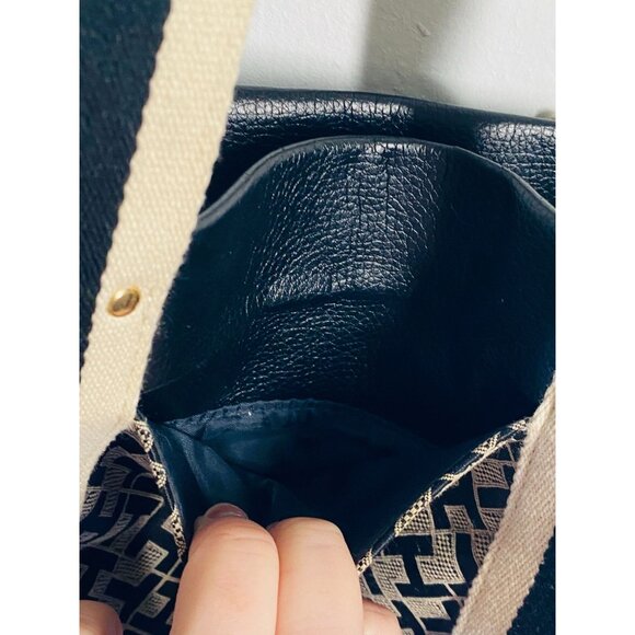 Tommy Hilfiger Black & Ivory Canvas Tote Bag - Picture 15 of 15